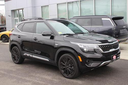 Cherry Black 2023 Kia Seltos Nightfall Edition