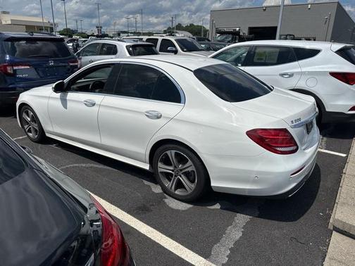 2018 Mercedes-Benz E-Class E 300