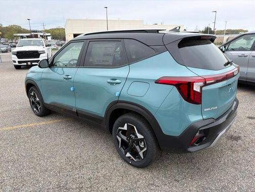 Pluton Blue/Black Roof 2026 Kia Seltos S