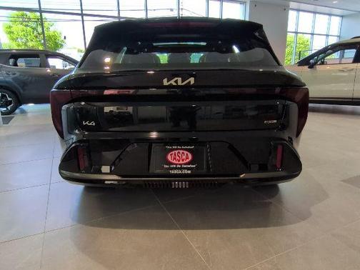 Aurora Black Pearl 2026 Kia K4 GT-Line