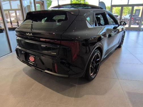 Aurora Black Pearl 2026 Kia K4 GT-Line