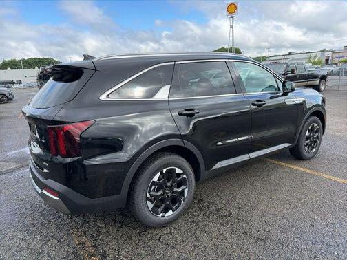 Ebony Black 2026 Kia Sorento S