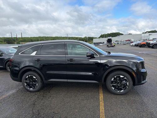 Ebony Black 2026 Kia Sorento S