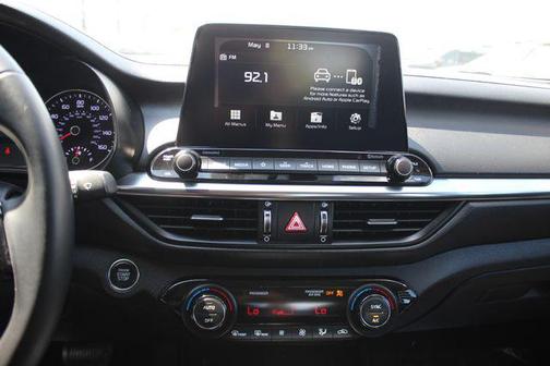 Aurora Black Pearl 2020 Kia Forte EX