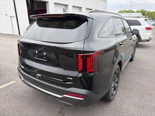 Aurora Black Pearl 2026 Kia Sorento Hybrid SX Prestige