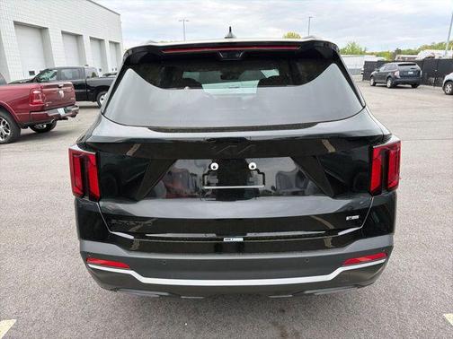 Aurora Black Pearl 2026 Kia Sorento Hybrid SX Prestige