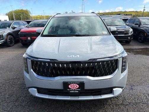 Ceramic Silver 2026 Kia Carnival EX