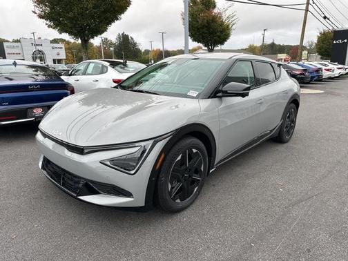 2025 Kia EV6 Wind