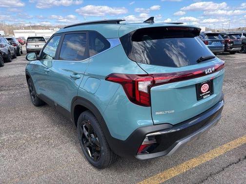 Pluton Blue 2026 Kia Seltos EX