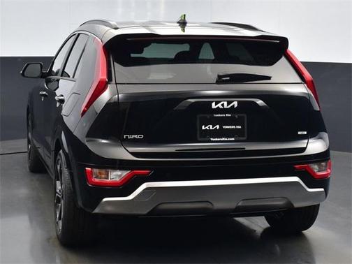2023 Kia Niro Touring