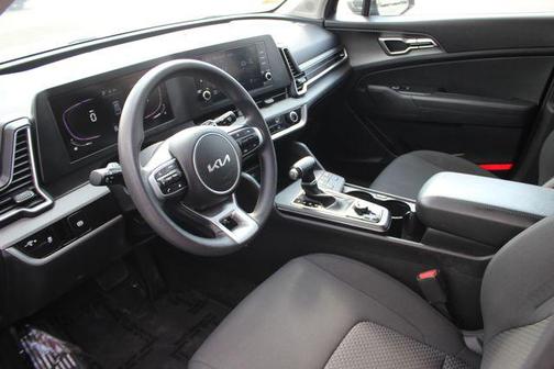 Gravity Gray 2023 Kia Sportage LX