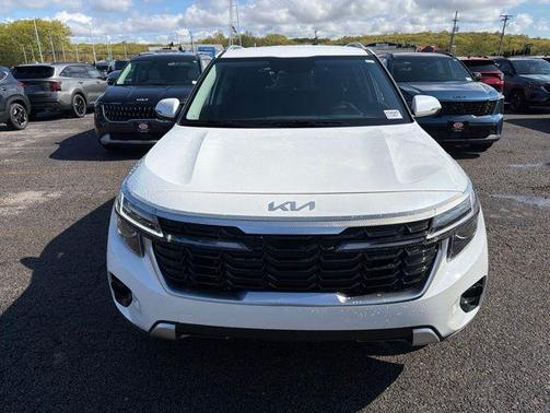 Snow White Pearl 2026 Kia Seltos S