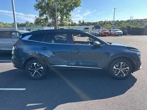 2023 Kia Sportage Hybrid EX