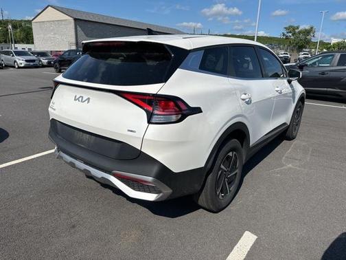 2023 Kia Sportage Hybrid LX