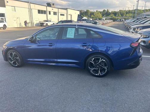 Yacht Blue 2025 Kia K5 GT-Line