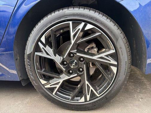 Yacht Blue 2025 Kia K5 GT-Line
