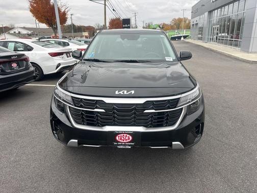 2025 Kia Seltos LX