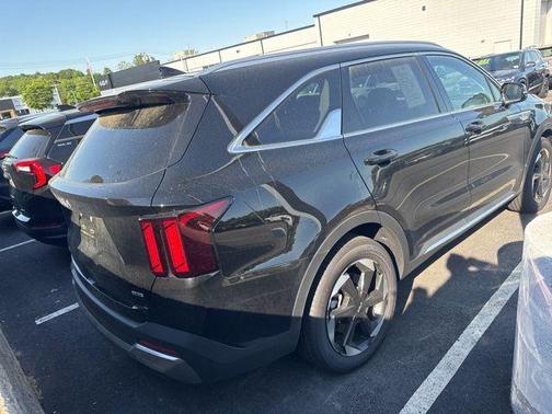 Aurora Black Pearl 2026 Kia Sorento Hybrid EX