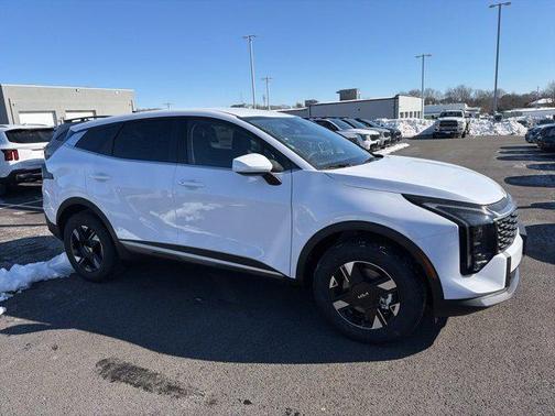 2026 Kia Sportage LX