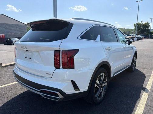 Snow White Pearl 2023 Kia Sorento Hybrid SX Prestige