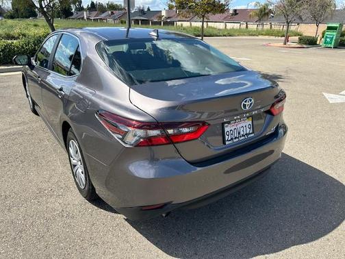 2022 Toyota Camry LE