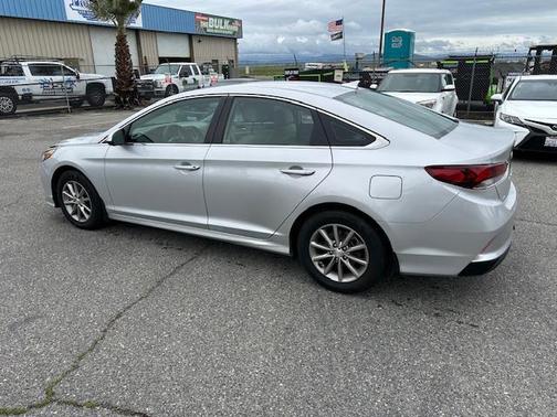 2019 Hyundai SONATA SE