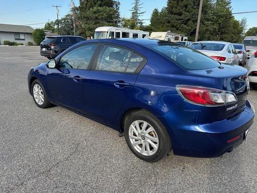 2013 Mazda Mazda3 i Touring