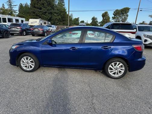 2013 Mazda Mazda3 i Touring