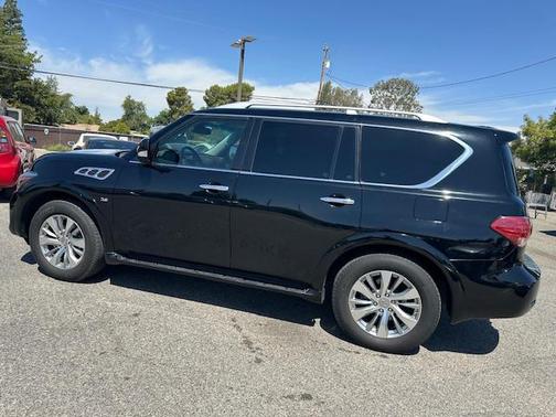 2016 INFINITI QX80 Base