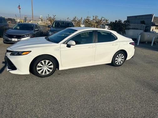 2020 Toyota Camry LE