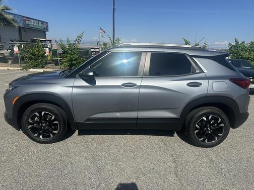 Satin Steel Metallic 2021 Chevrolet Trailblazer LT