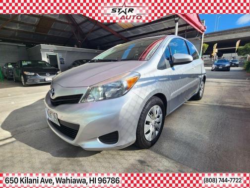 Photo 1 of 9 of 2014 Toyota Yaris LE