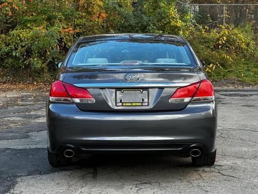 2011 Toyota Avalon Limited