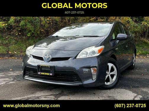 2013 Toyota Prius Three