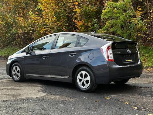 2013 Toyota Prius Three