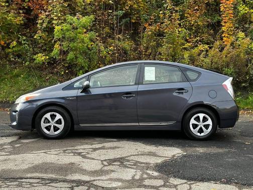 2013 Toyota Prius Three