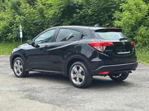 2016 Honda HR-V LX