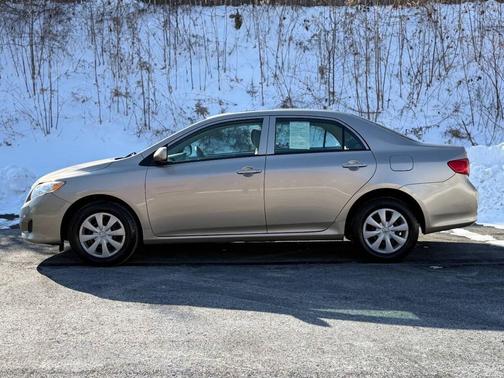 2009 Toyota Corolla LE