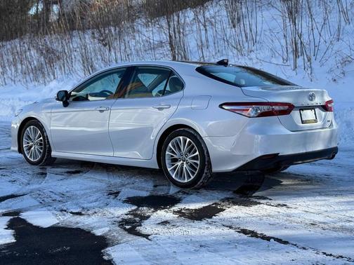 2019 Toyota Camry XLE