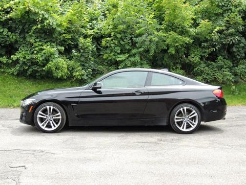 Photo 4 of 32 of 2014 BMW 428 i xDrive