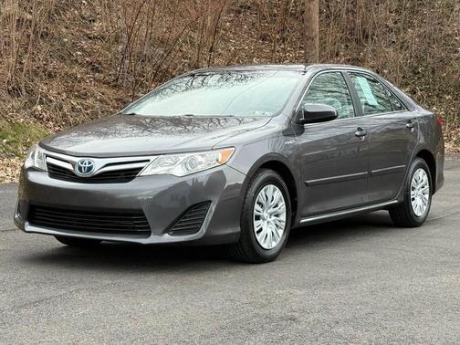 2013 Toyota Camry Hybrid LE