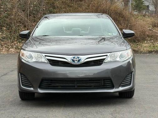 2013 Toyota Camry Hybrid LE