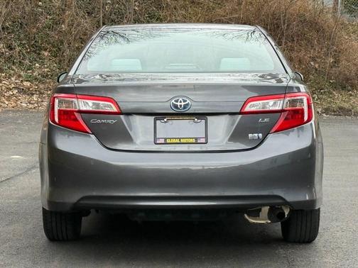 2013 Toyota Camry Hybrid LE