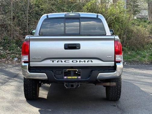 Silver Sky Metallic 2016 Toyota Tacoma SR5
