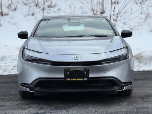 2023 Toyota Prius LE