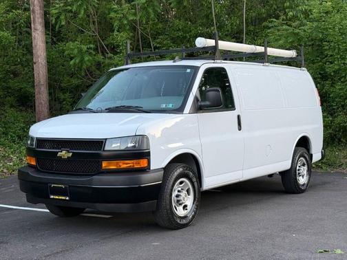 Summit White 2020 Chevrolet Express 2500 LT