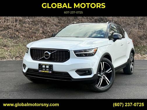 2019 Volvo XC40 T5 R-Design