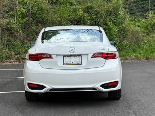 Off White 2018 Acura ILX AcuraWatch Plus Package