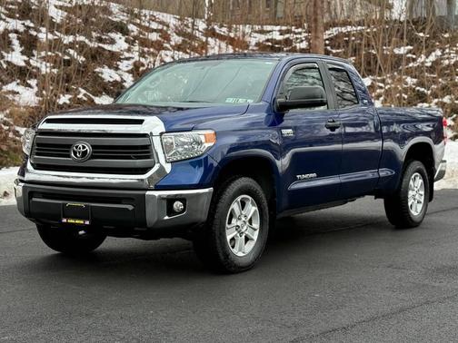 2015 Toyota Tundra SR5