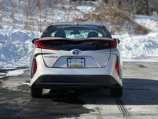 2018 Toyota Prius Prime Plus